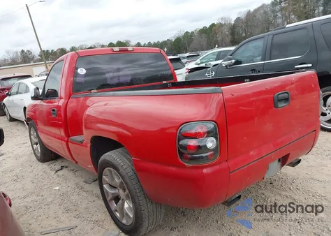 2002 Chevrolet Silverado 1500 Ls z USA, uszkodzony, nr VIN 1GCEC14V02Z338683